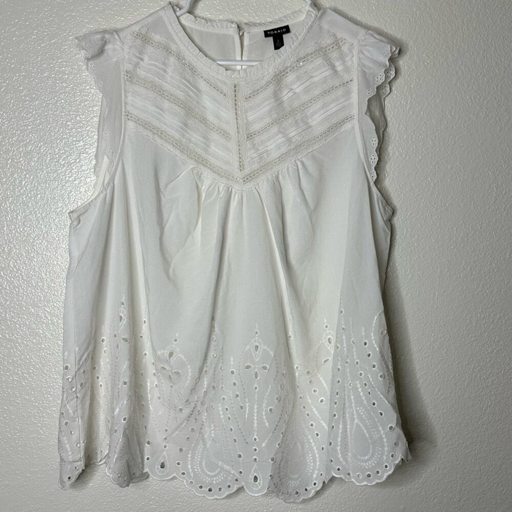 Torrid Eyelet Pintuck Detail Top Blouse 2